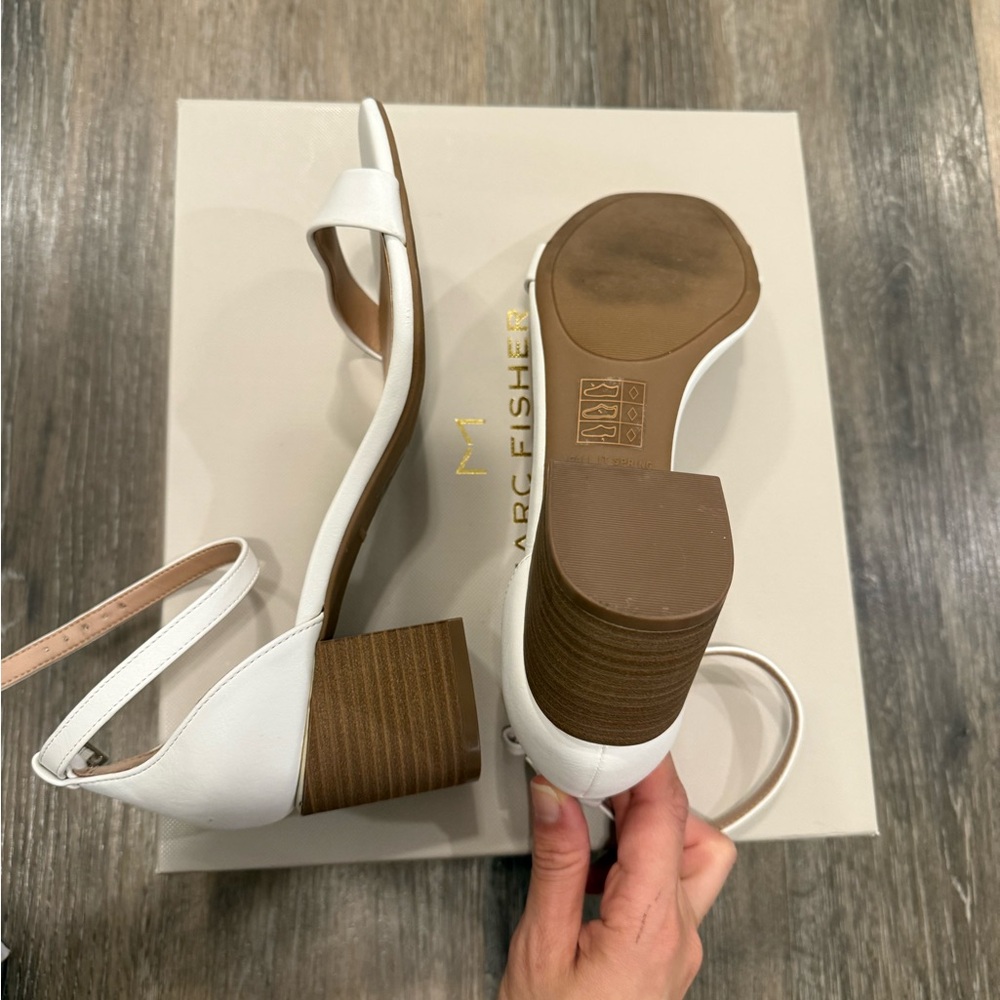 Call It Spring Mackenzie Sandal - Picture 4 of 4